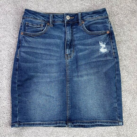American Eagle Outfitters Dresses & Skirts - American Eagle Mom Skirt Women’s 2 Blue Pencil Denim Stretch Pockets